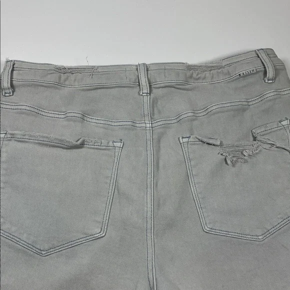 Risen Jeans Distressed Light Blue Denim Cutoff Shorts Sz 1XL - Picture 3 of 11